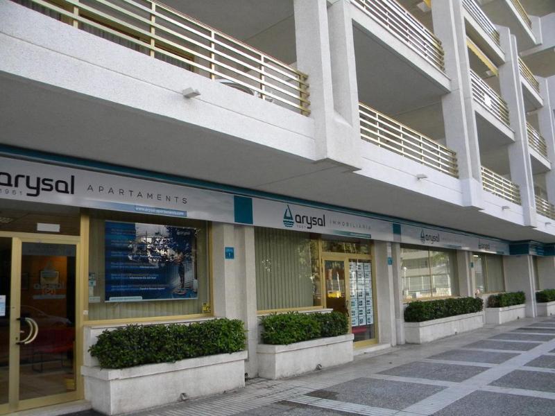 Apartamentos Jaime I Arysal Салоу Екстериор снимка